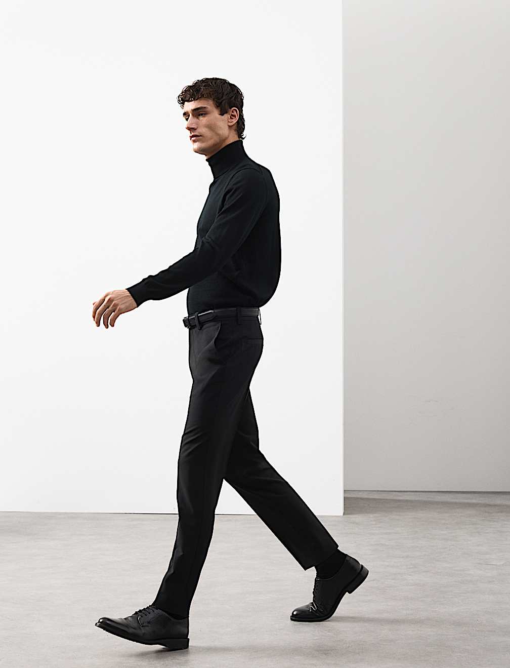 Slim Fit Wool Blend Performance Trousers