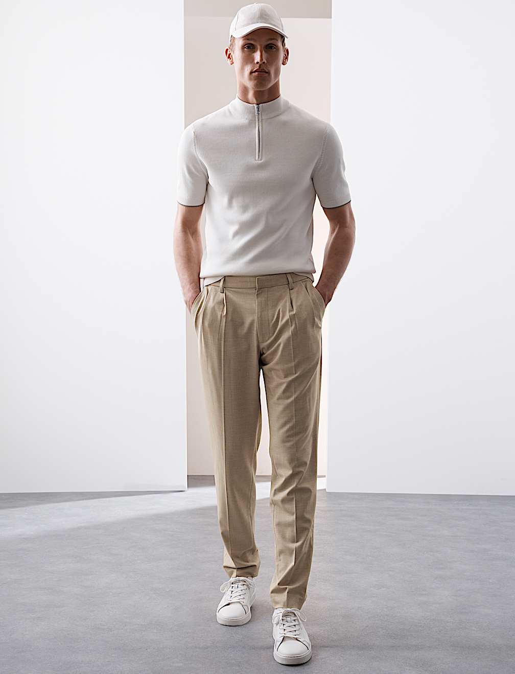 Tailored Fit 360 Flex Pleated Trousers