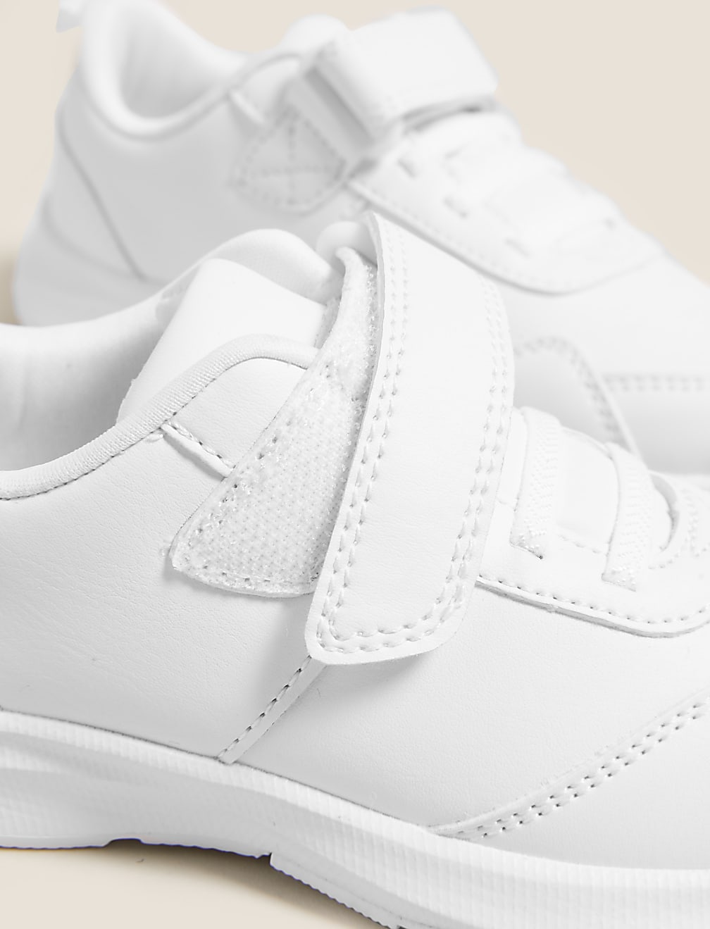 Kids' Freshfeet™ Riptape Trainers (4 Small - 13 Small)