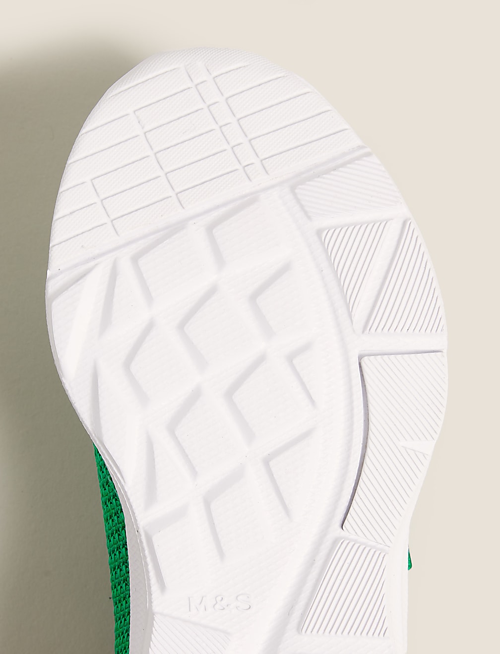 Kids' Freshfeet&trade; Riptape Trainers (3 Small - 2 Large)