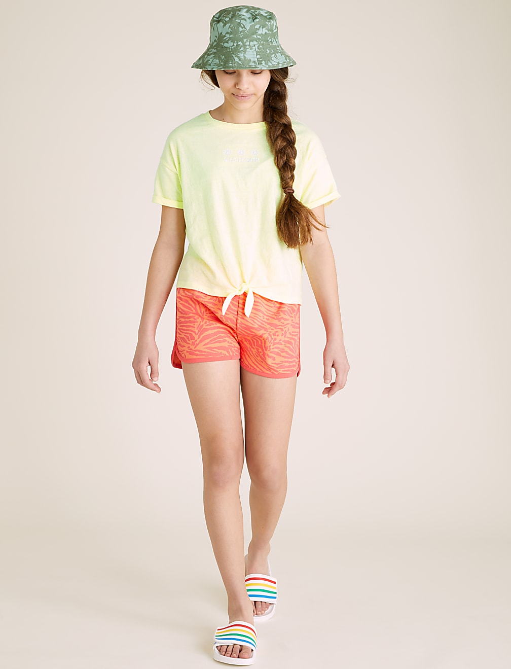 Flower Embroidery T-shirt