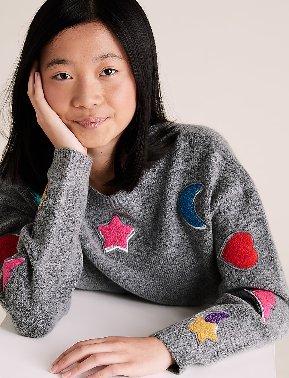 Knitted Appliqué Badge Jumper (6-16 Yrs)