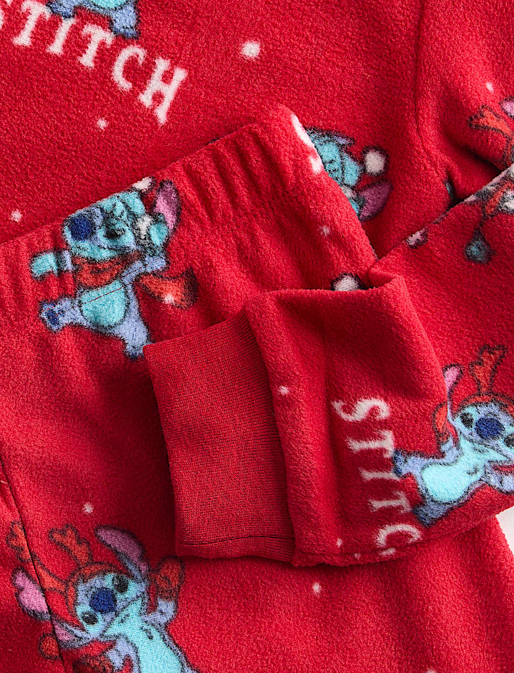Lilo & Stitch™ Pyjamas (3-16 Yrs)