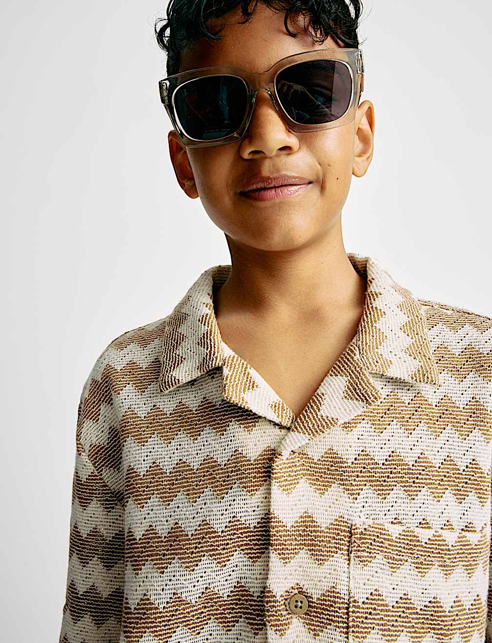 Chevron Patterned Knit Shirt