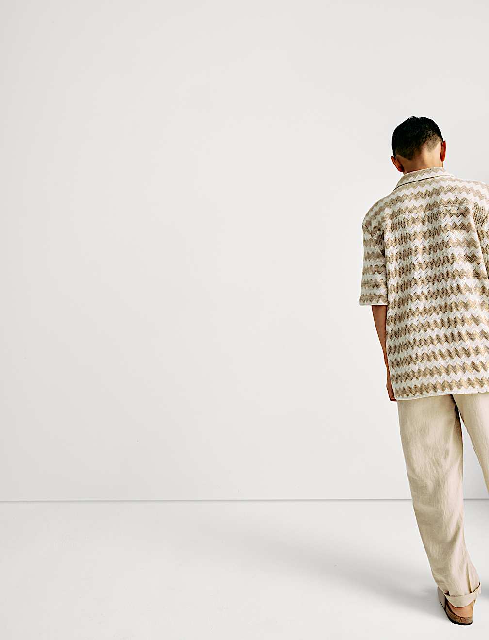 Chevron Patterned Knit Shirt