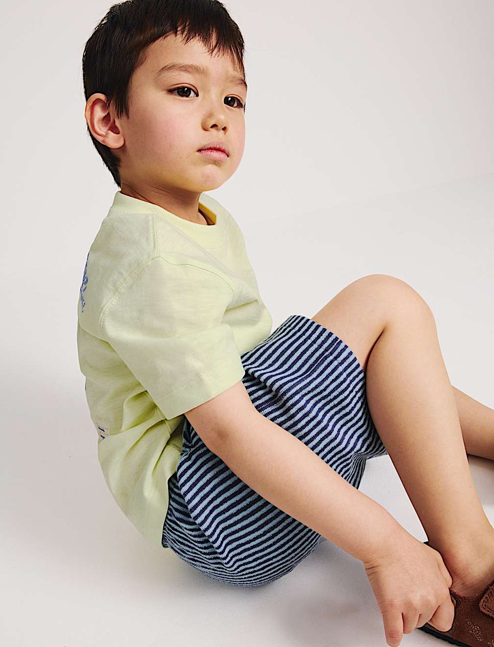 2pc Pure Cotton T-Shirt And Shorts Outfit (2-8 Yrs)