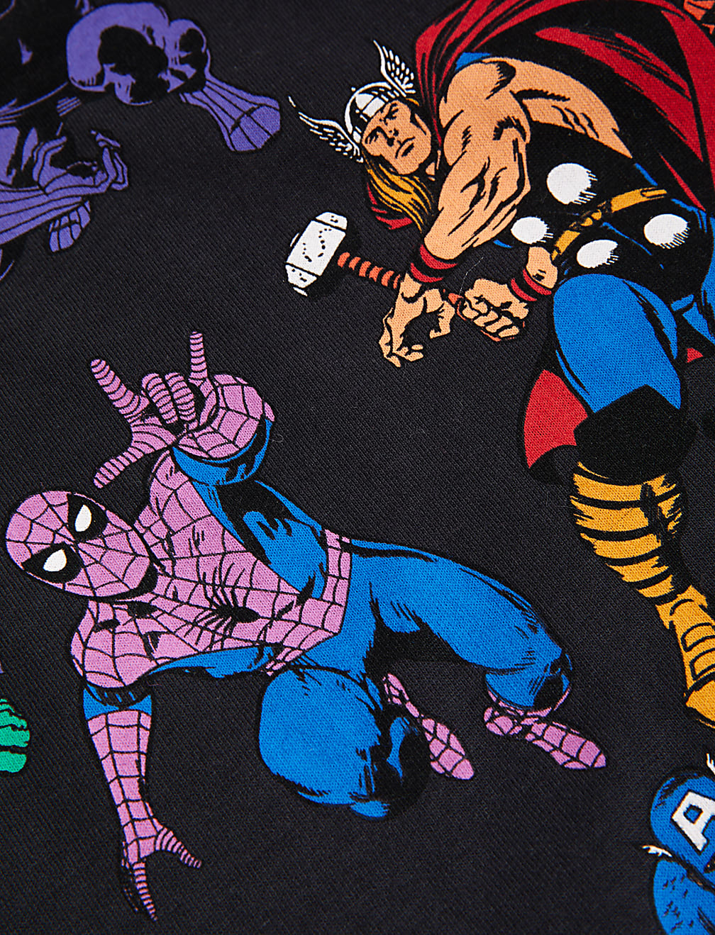 Pure Cotton Marvel™ Avengers™ T-Shirt (2-8 Yrs)