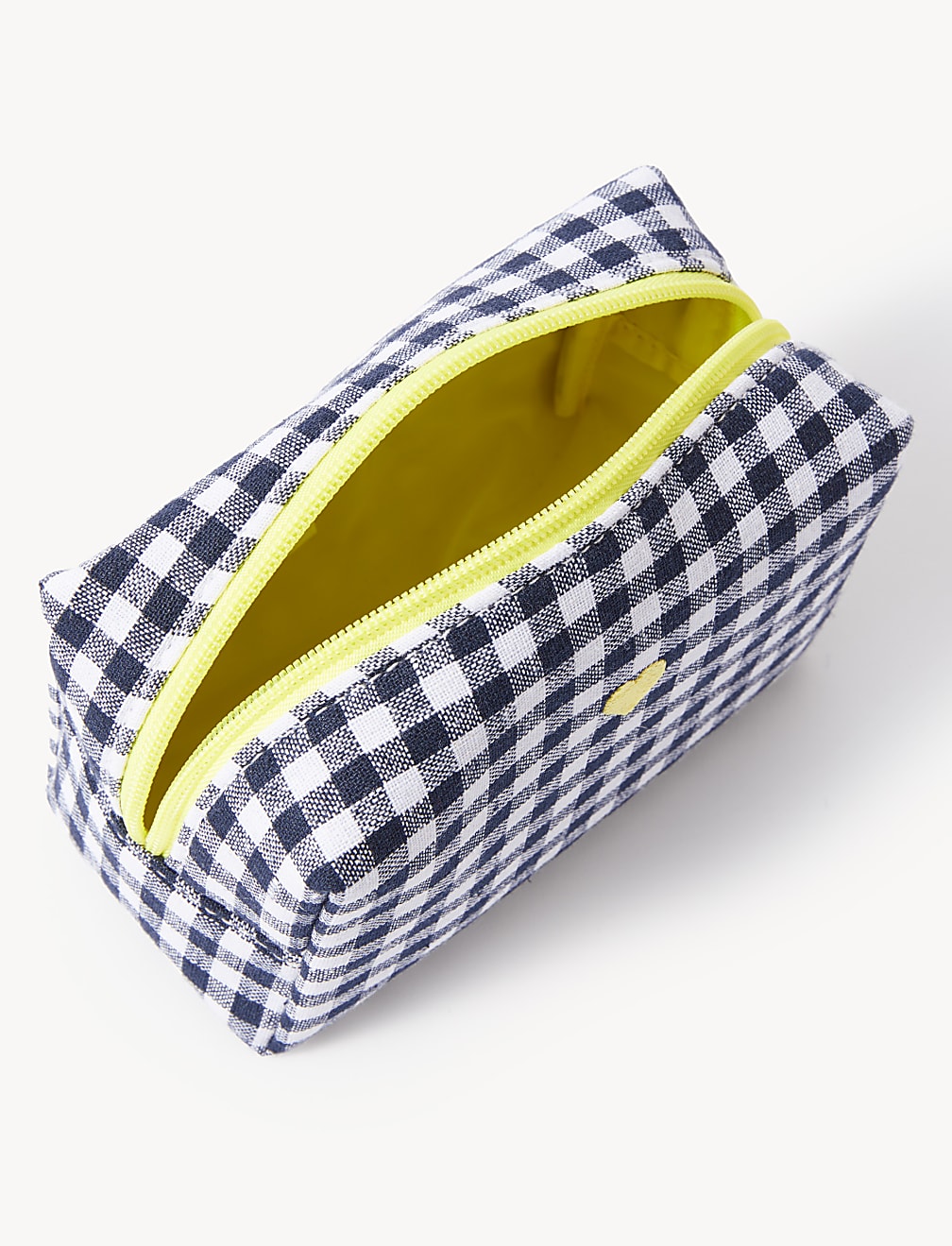 Heart Gingham Toiletry Bag