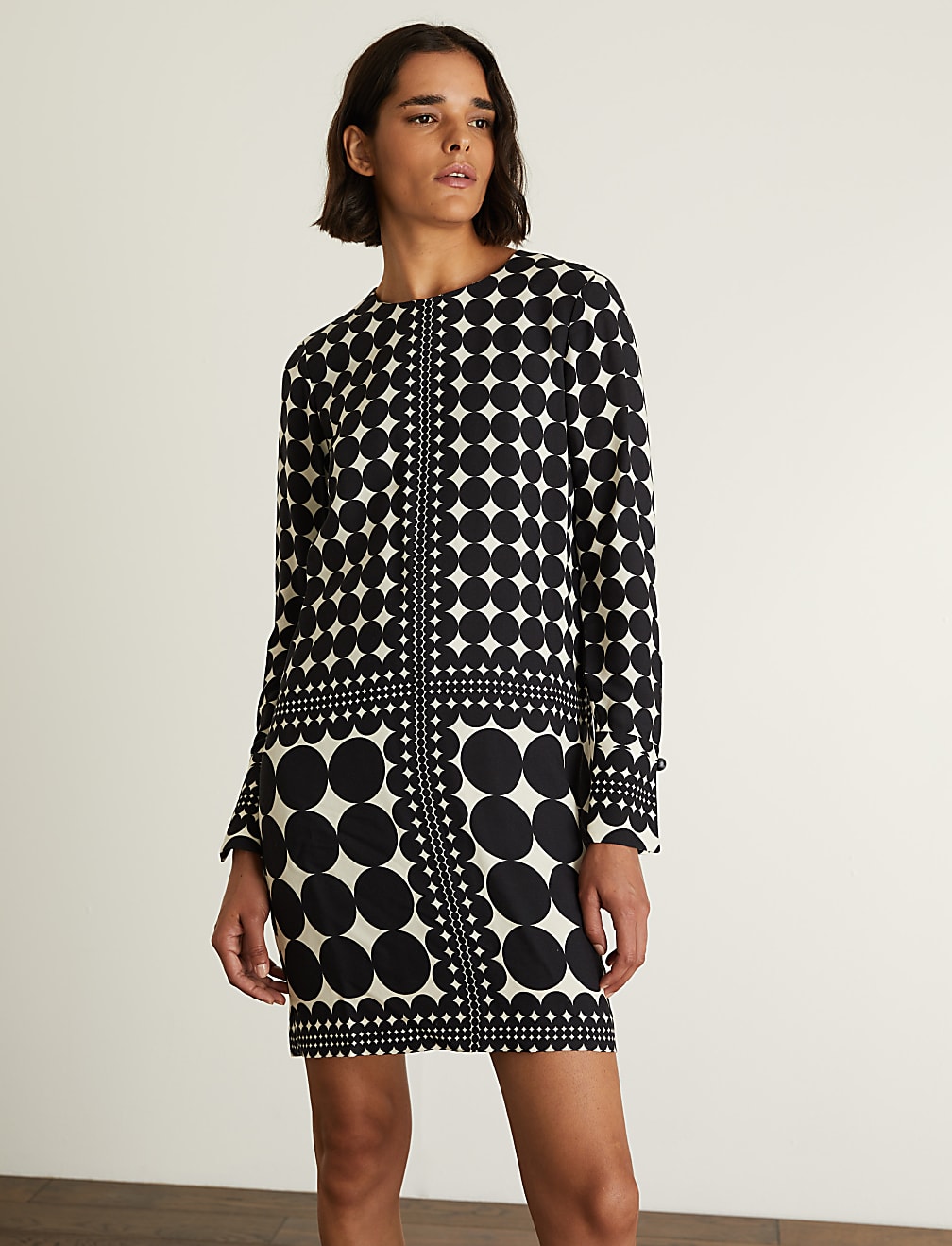 Geometric Round Neck Shift Dress
