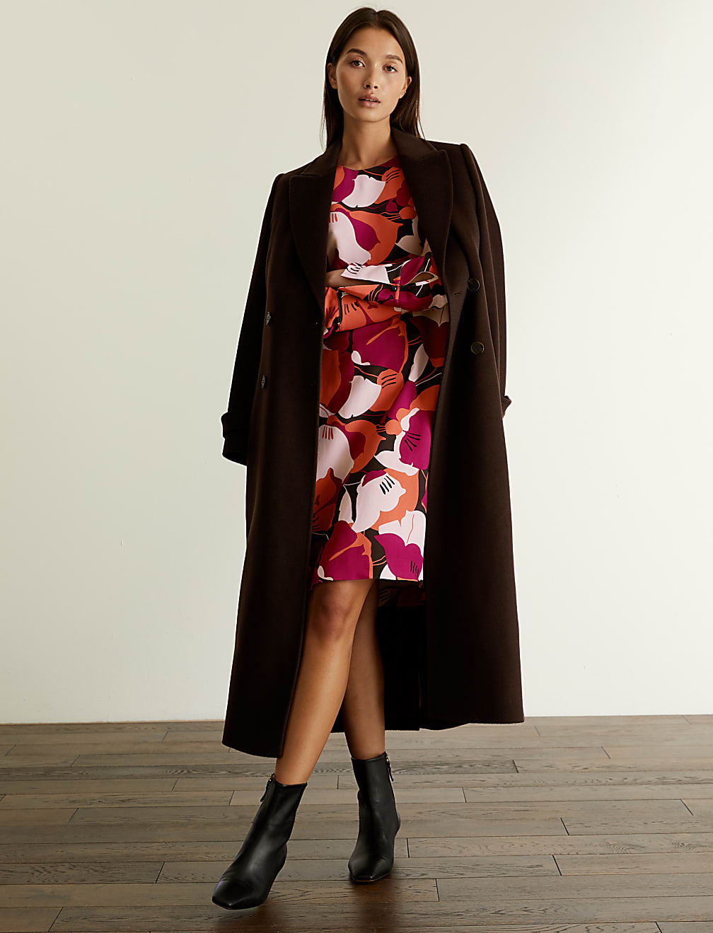 Floral Round Neck Mini Shift Dress