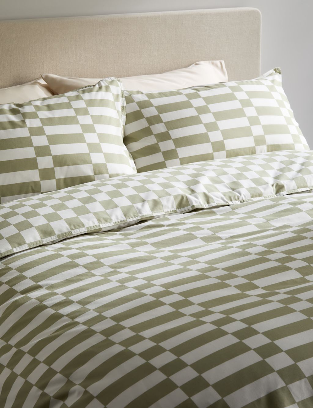 M&S Cotton Rich Geometric Bedding Set - King Size (5 ft) - Green Mix, Green Mix