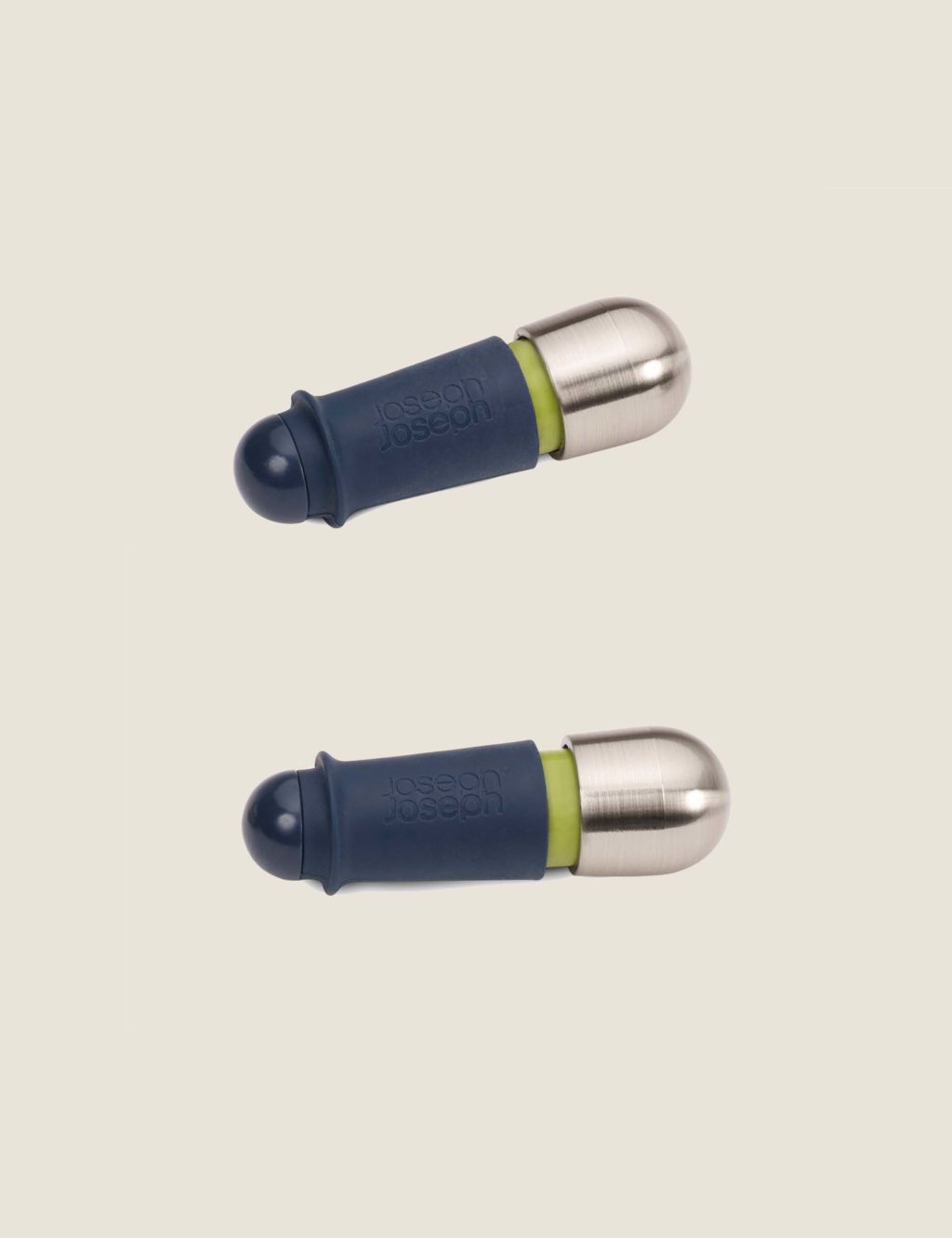Joseph Joseph BarWise™ Twist-lock Wine Stoppers Set - 1SIZE - Silver Grey, Silver Grey