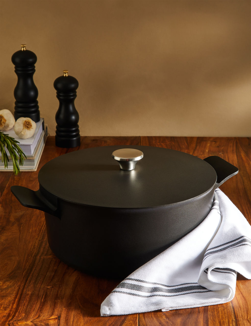 M&S Cast Aluminium 7L Casserole Dish - Charcoal, Charcoal