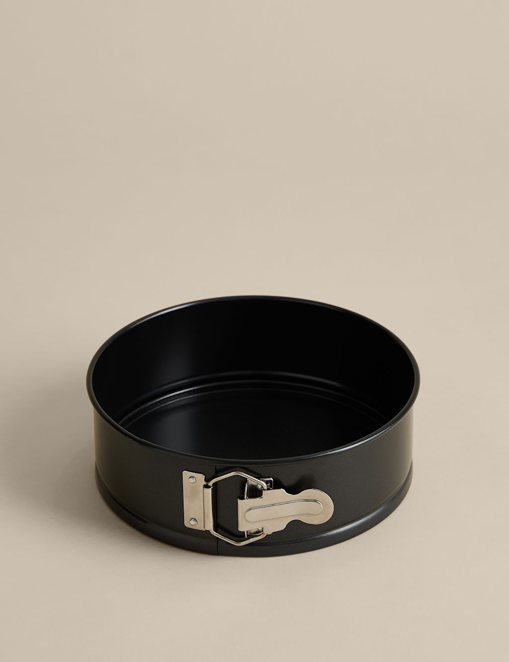 M&S Carbon Steel 8 Springform Cake Tin - Charcoal, Charcoal