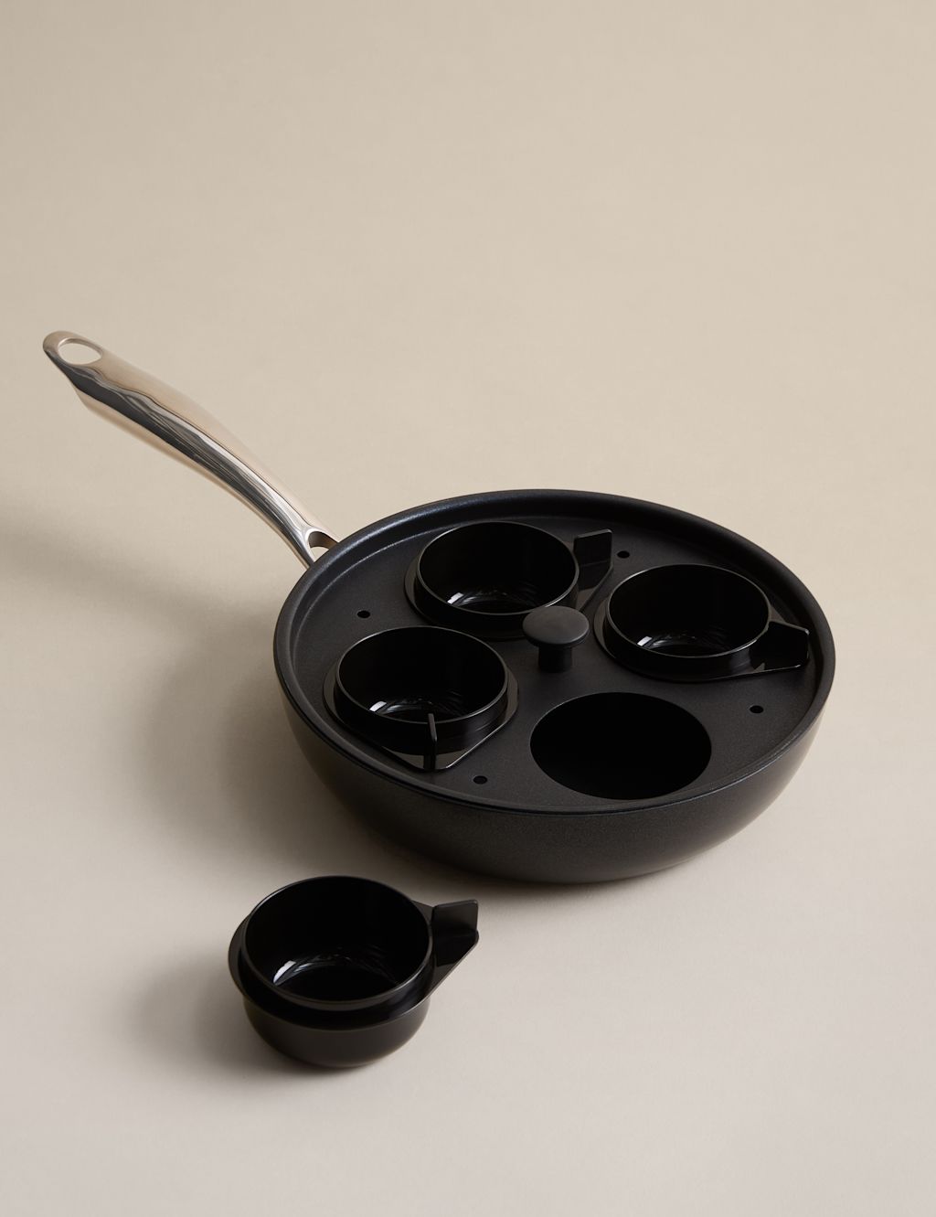 M&S Non-Stick Pro 20cm Egg Poacher - Black, Black