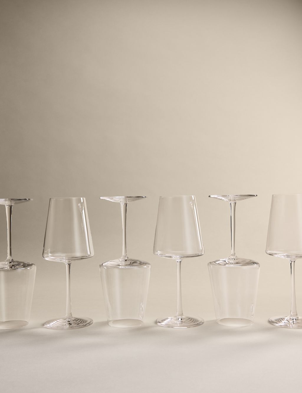The Sommelier's Edit Set of 6 Modern Red Wine Glasses - 1SIZE