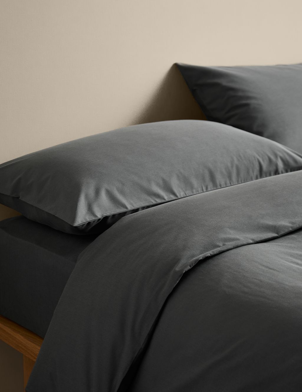 M&S Body Sensor&trade; Pure Cotton Bedding Set - Single (3 ft) - Charcoal, Charcoal
