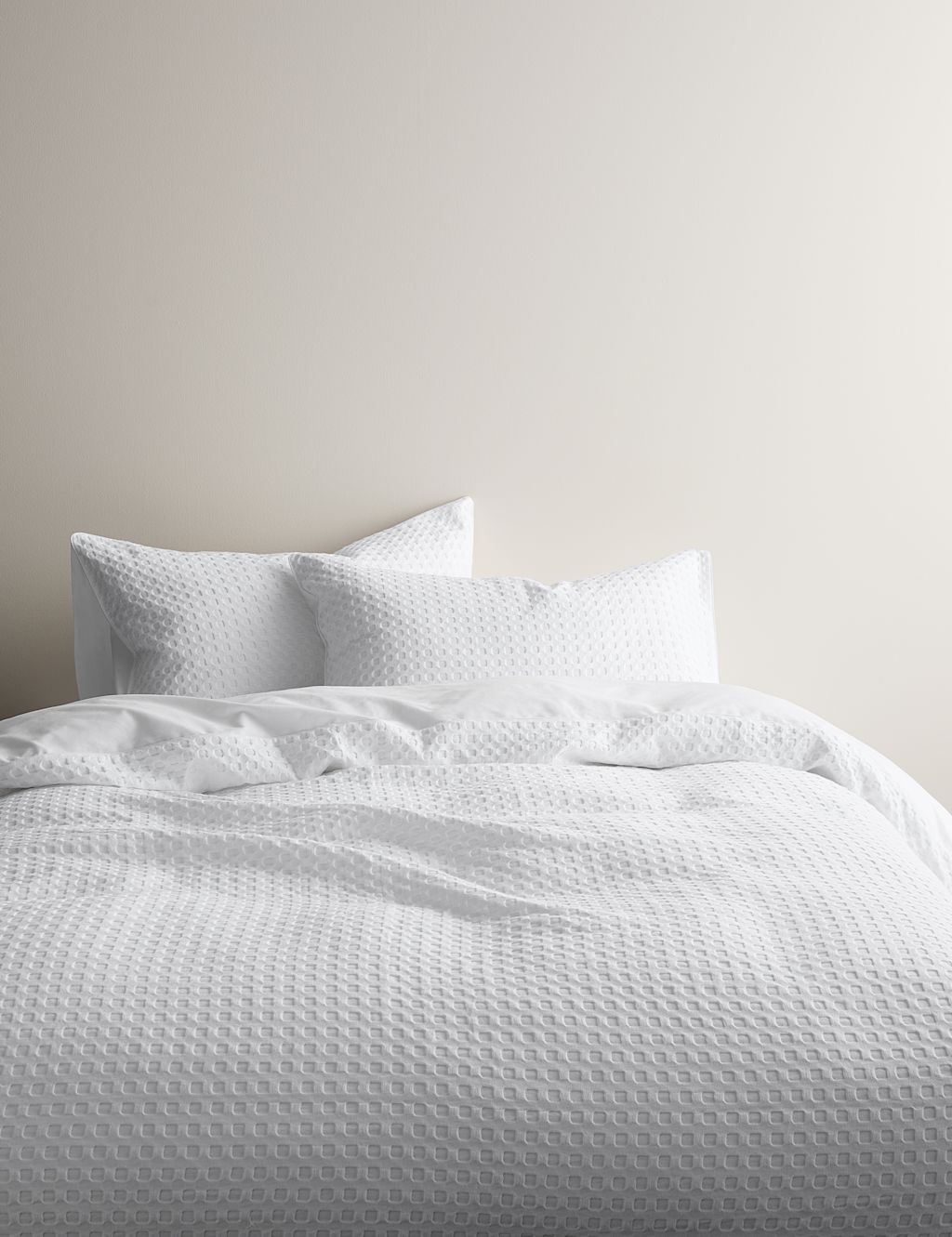 M&S Pure Cotton Large Waffle Bedding Set - Super King Size (6 ft) - White, White