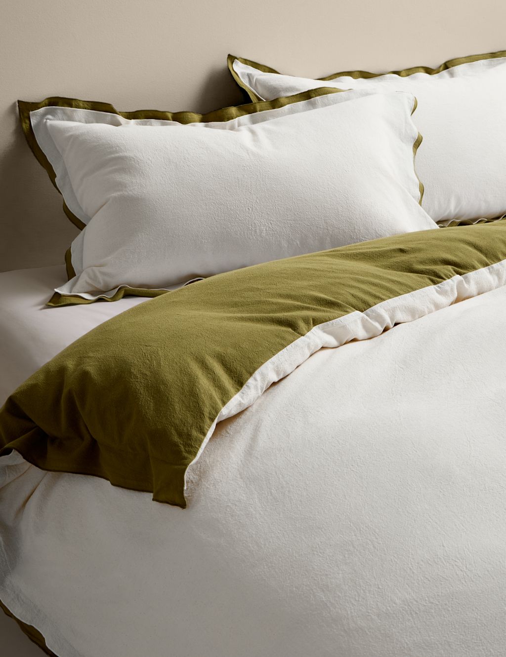 M&S Pure Cotton Crepe Contrast Bedding Set - King Size (5 ft) - Green Mix, Green Mix