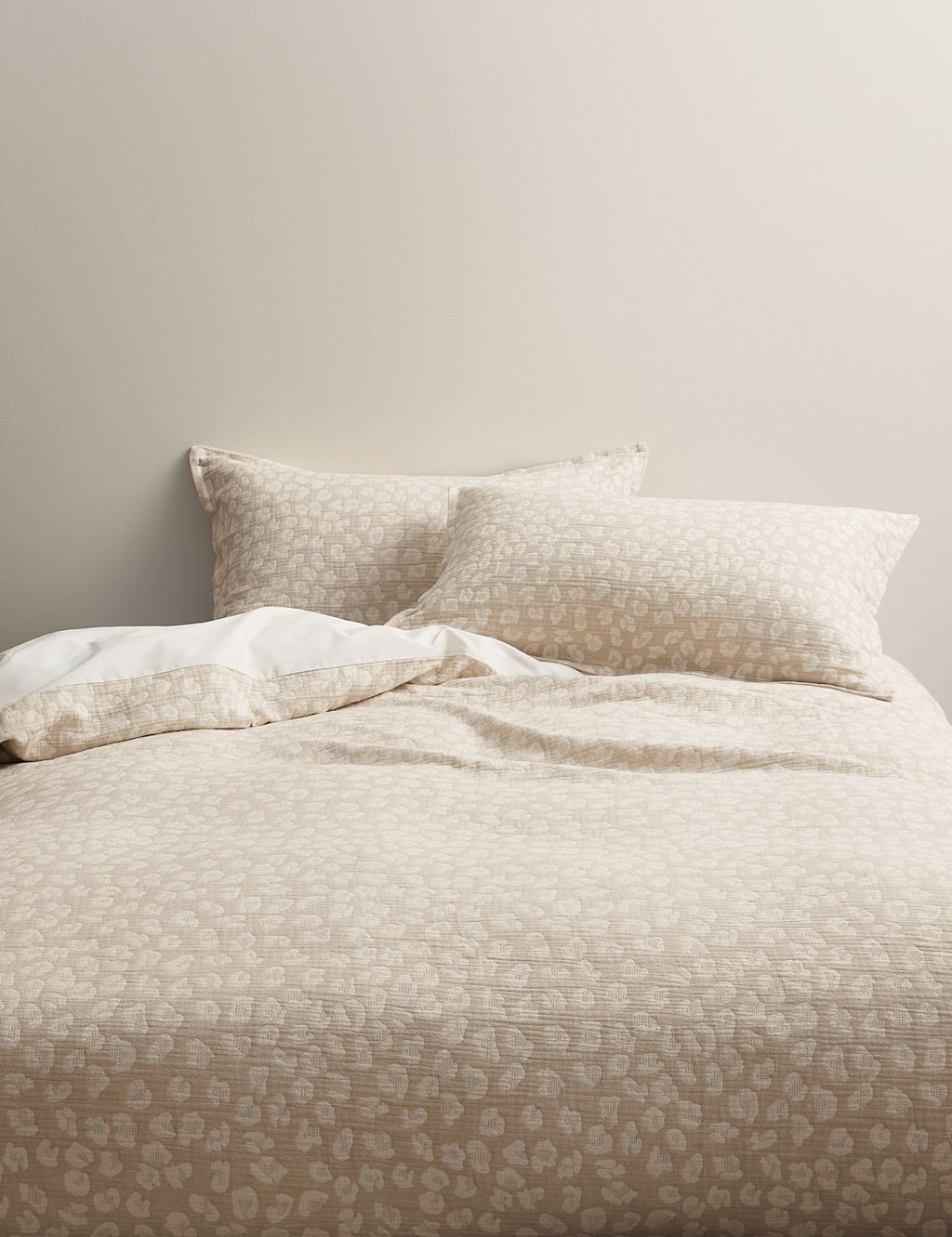 M&S Pure Cotton Leopard Jacquard Bedding Set - Super King Size (6 ft) - Natural Mix, Natural Mix