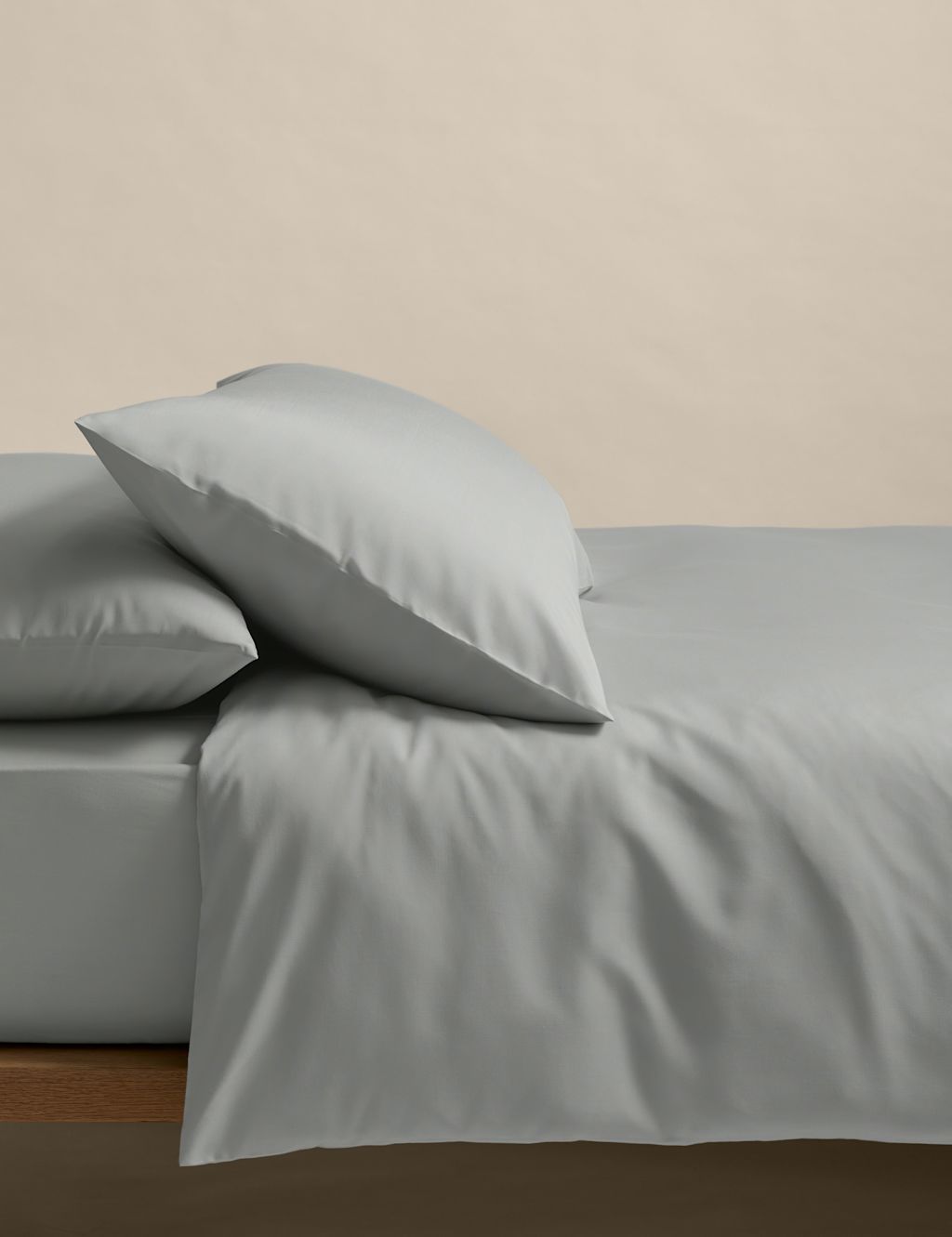 M&S Stay Cool Lyocell Rich Bedding Set - Super King Size (6 ft) - Dove, Dove