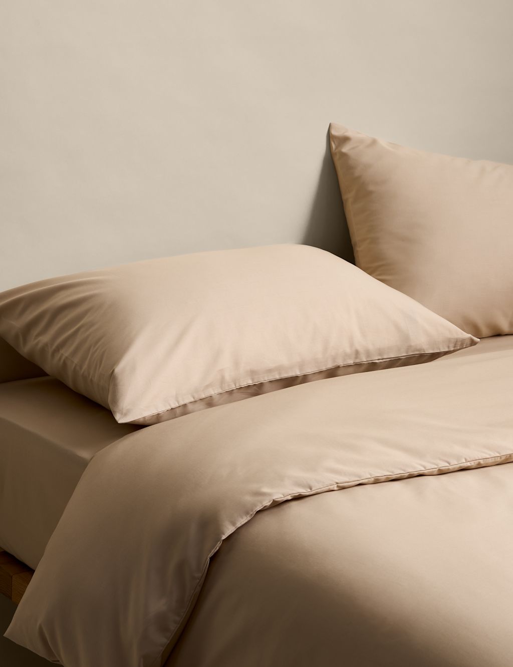 M&S Stay Cool Lyocell Rich Bedding Set - King Size (5 ft) - Biscuit, Biscuit