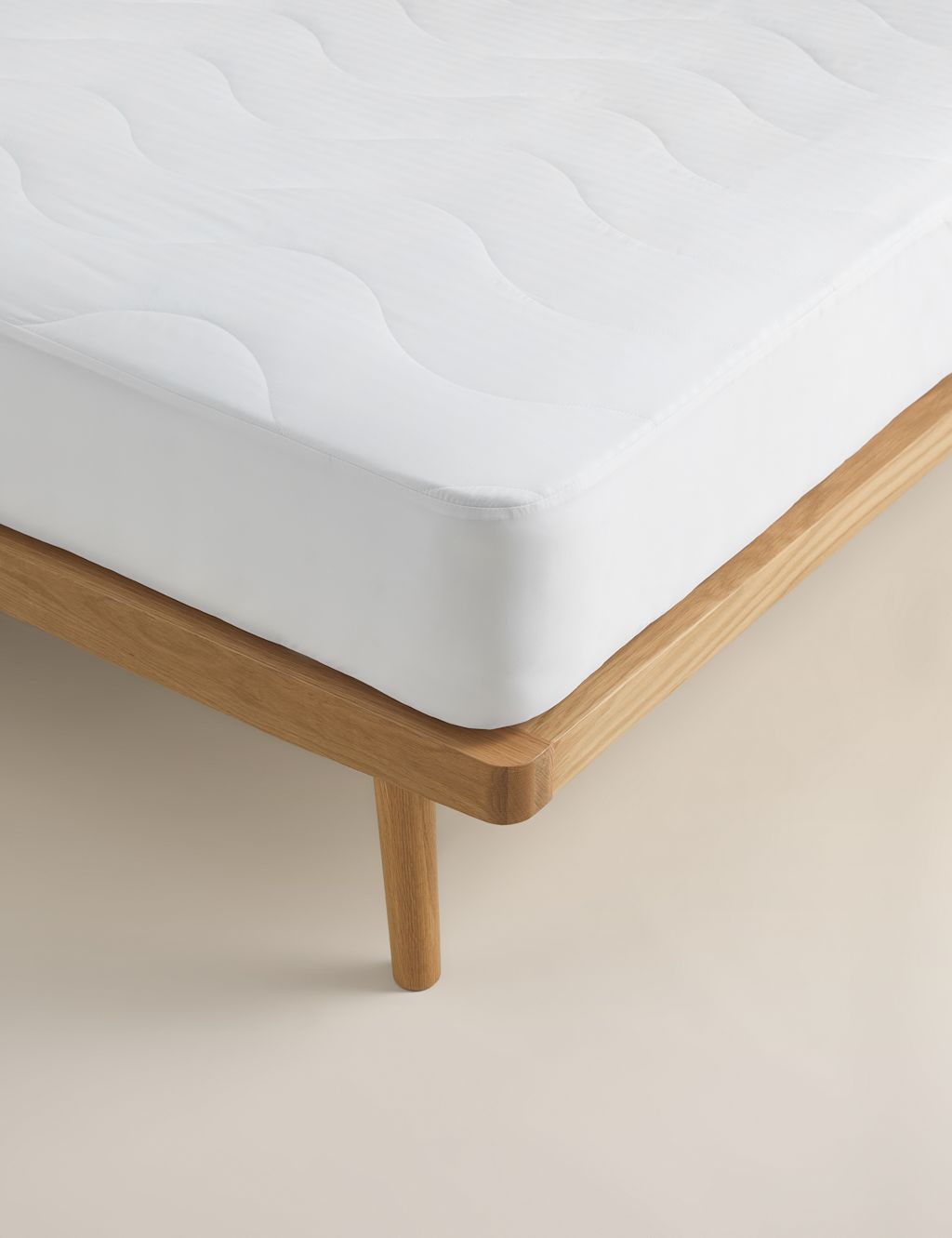 M&S Smart Wash & Dry Extra Deep Mattress Protector - Double (4 ft 6) - White, White