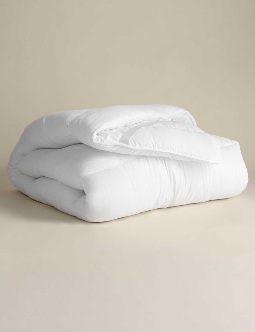 M&S Smart Wash & Dry Anti Allergy Mattress Topper - Double (4 ft 6) - White, White