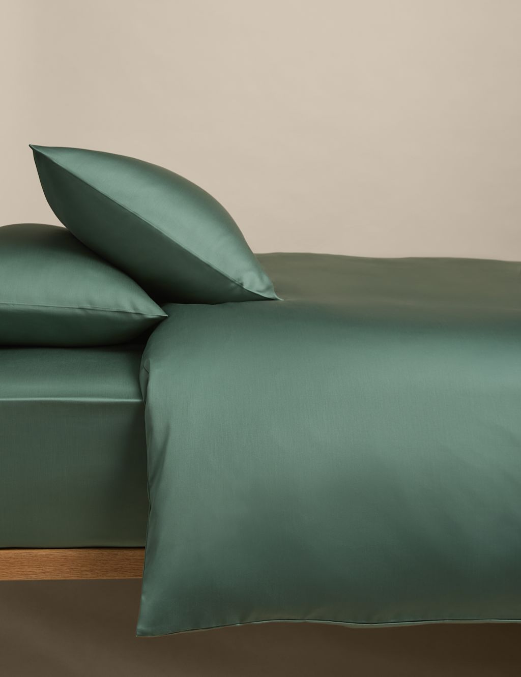 M&S Egyptian Cotton 400 Thread Count Silky Bedding Set - Single (3 ft) - Smokey Green, Smokey Green