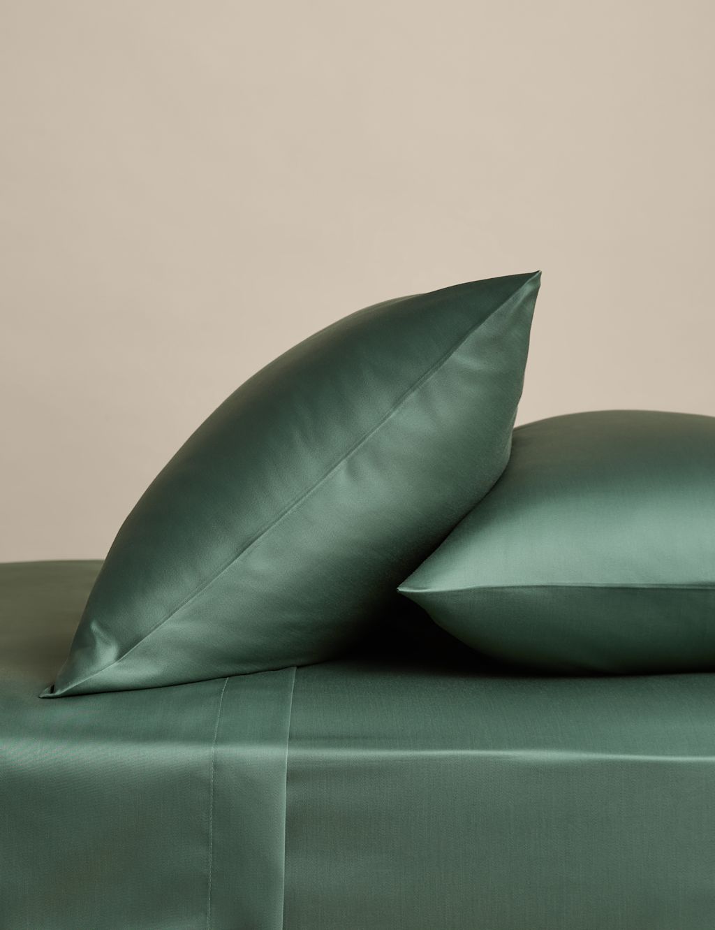 M&S 2 Pack Egyptian Cotton 400 Thread Count Silky Pillowcases - Smokey Green, Smokey Green
