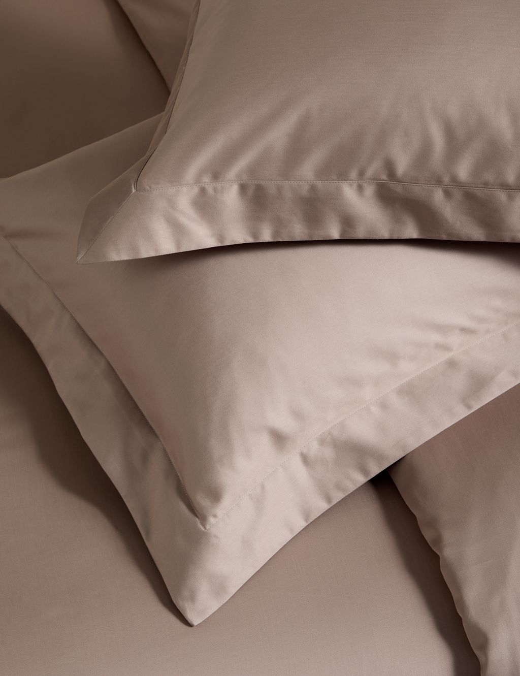 M&S 2 Pack Egyptian Cotton 400 Thread Count Silky Oxford Pillowcases - Putty, Putty
