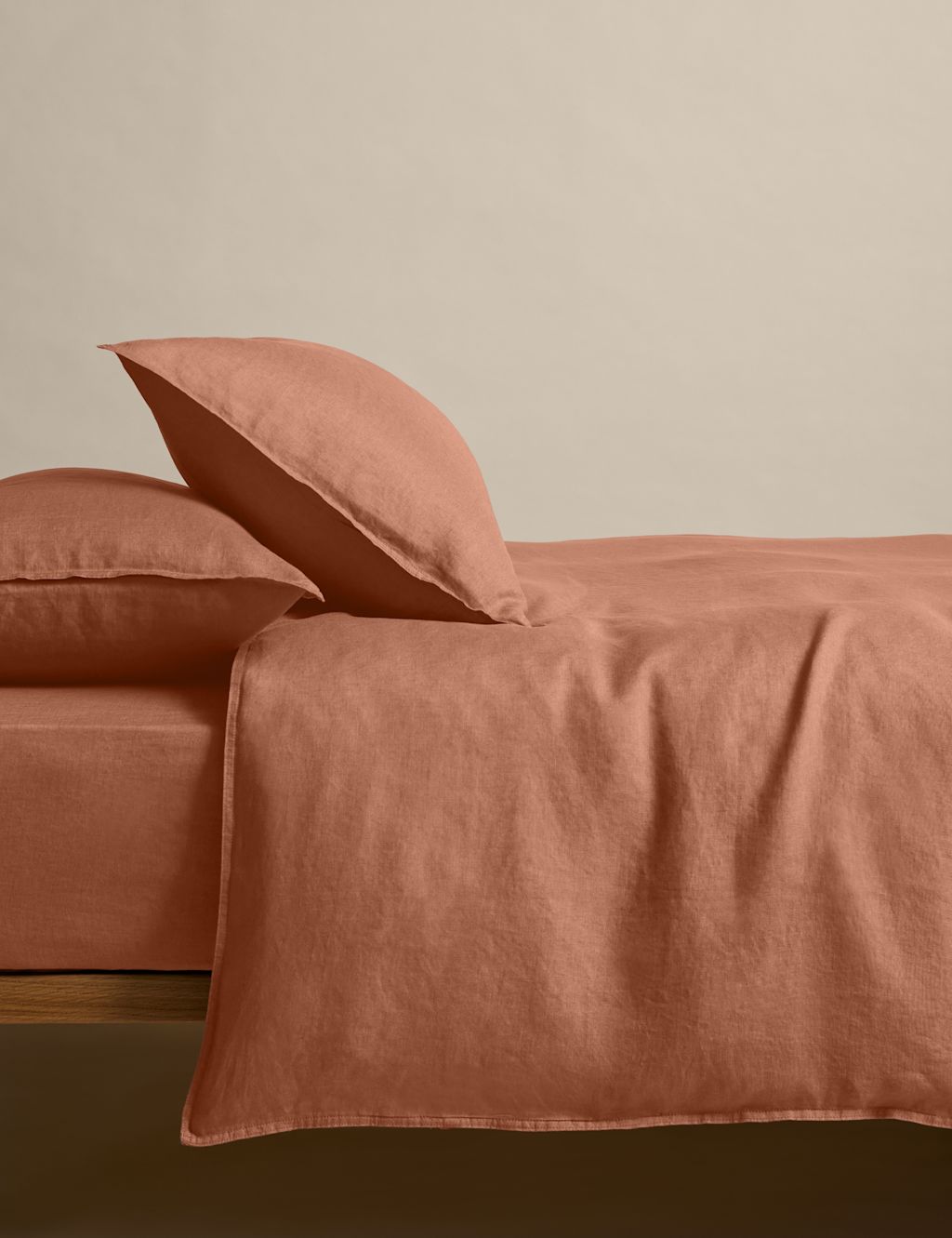 M&S Pure Linen Bedding Set - Super King Size (6 ft) - Dark Camel, Dark Camel