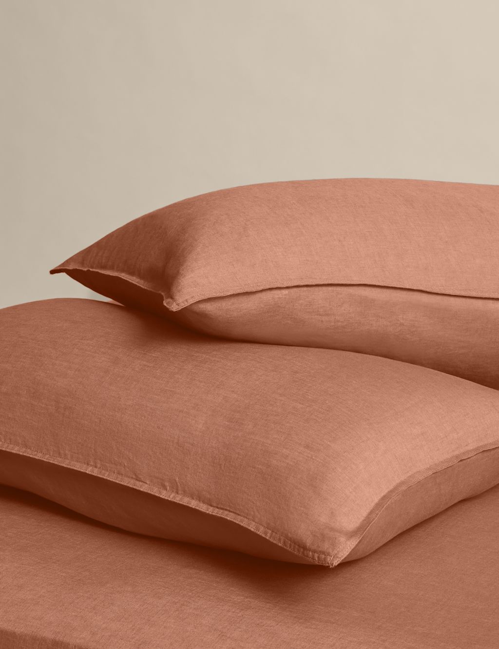 M&S 2 Pack Pure Linen Standard Pillowcases - Dark Camel, Dark Camel