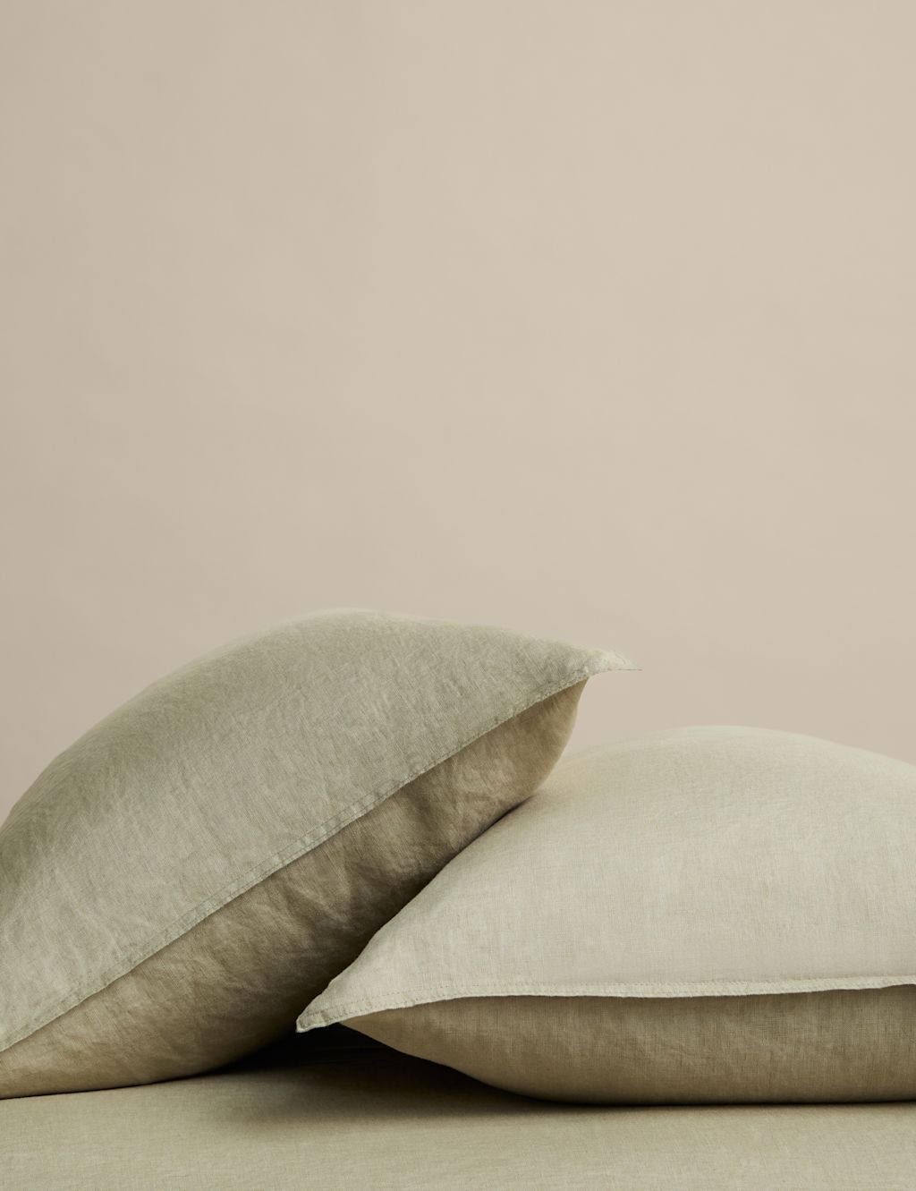 M&S 2 Pack Pure Linen Standard Pillowcases - Soft Khaki, Soft Khaki