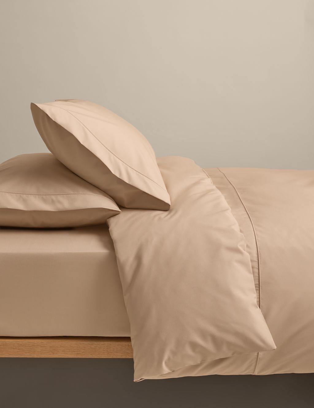 M&S Egyptian Cotton 230 Thread Count Crisp Bedding Set - Super King Size (6 ft) - Biscuit, Biscuit