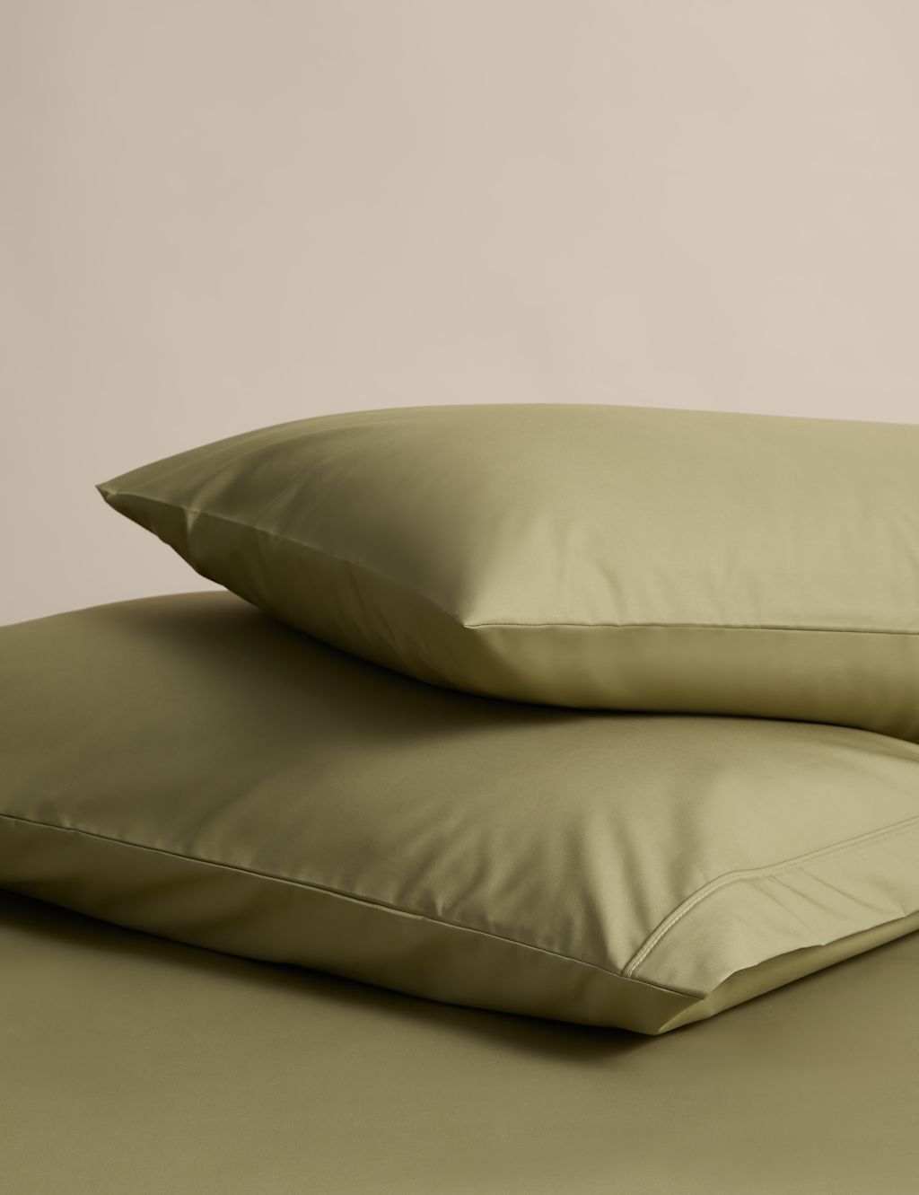 M&S 2 Pack Egyptian Cotton Pillowcases - Fern, Fern
