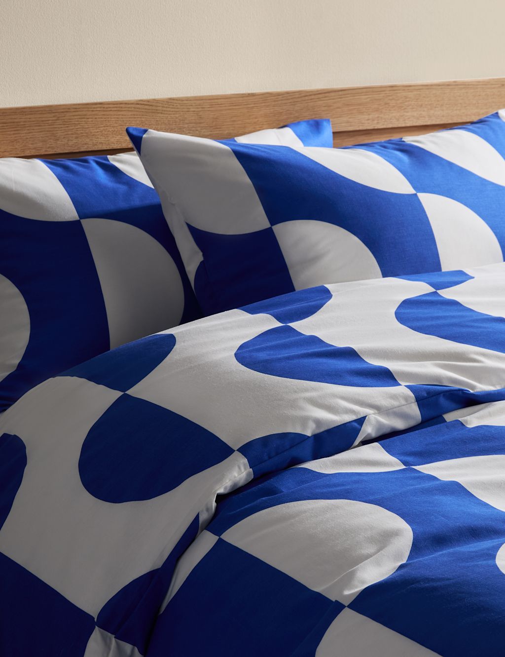 M&S Cotton Blend Sliced Spot Geometric Bedding Set - Double (4 ft 6) - Blue Mix, Blue Mix
