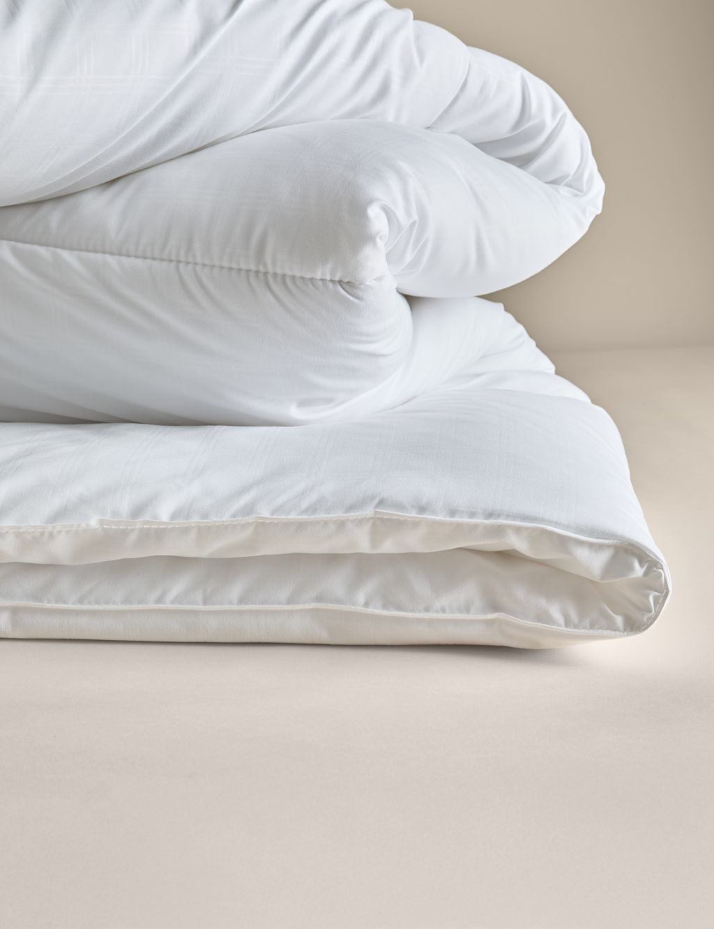 M&S Warm & Toasty 10.5 Tog Duvet - Single (3 ft) - White, White