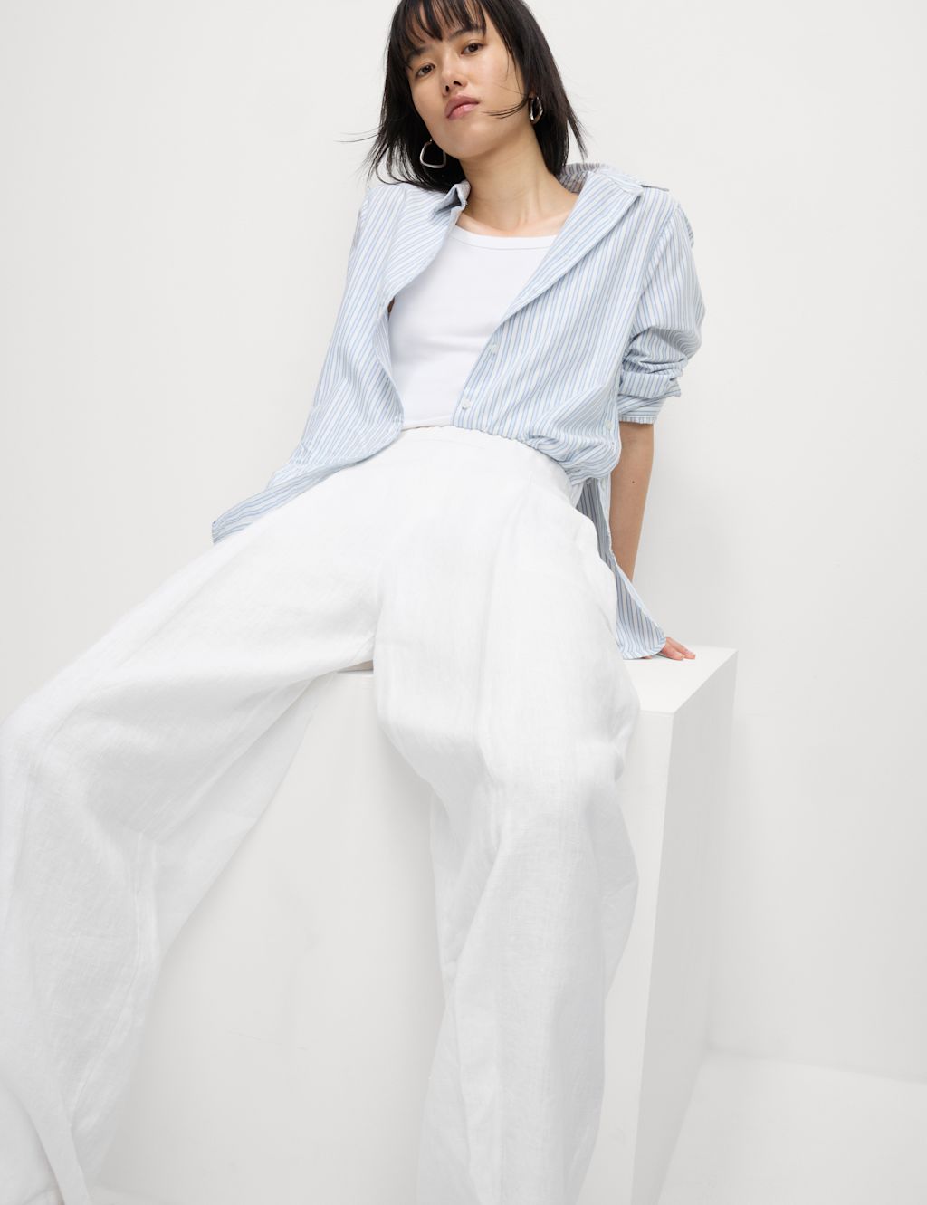 M&S Pure Linen Carrot Leg Trousers - 20SHT - Soft White, Soft White