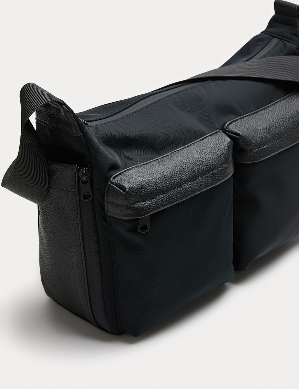 Autograph Adjustable Messenger Bag - Black, Black