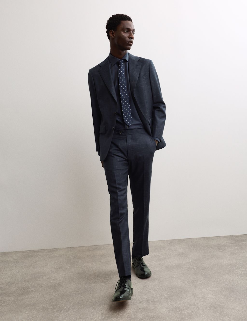 JAEGER  Tailored Fit Wool Rich Flat Front Trousers - 30REG - Navy, Navy