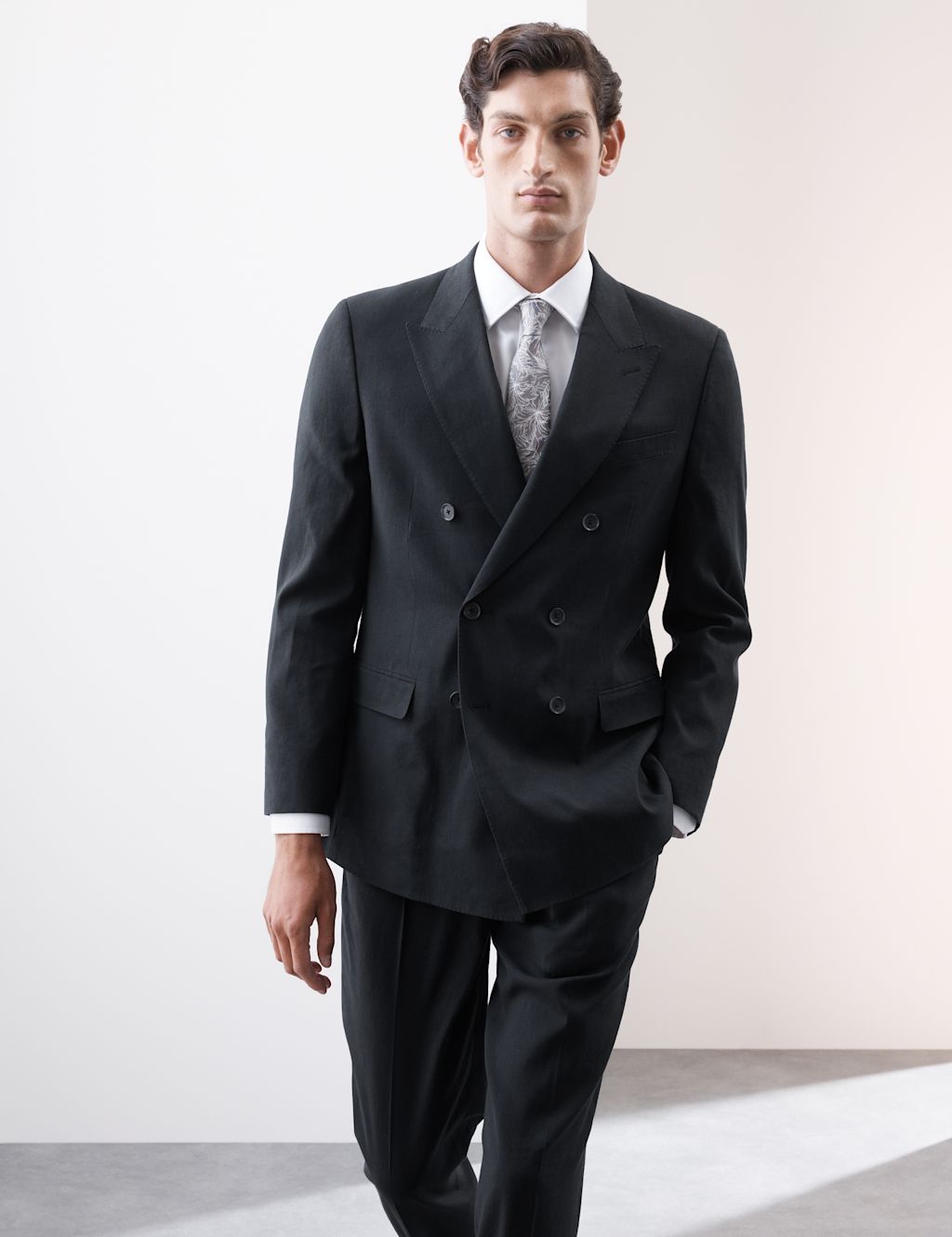 Autograph Tailored Fit Italian Performance Linen Blend Double Breasted Suit Jacket - 38REG - Black, Black