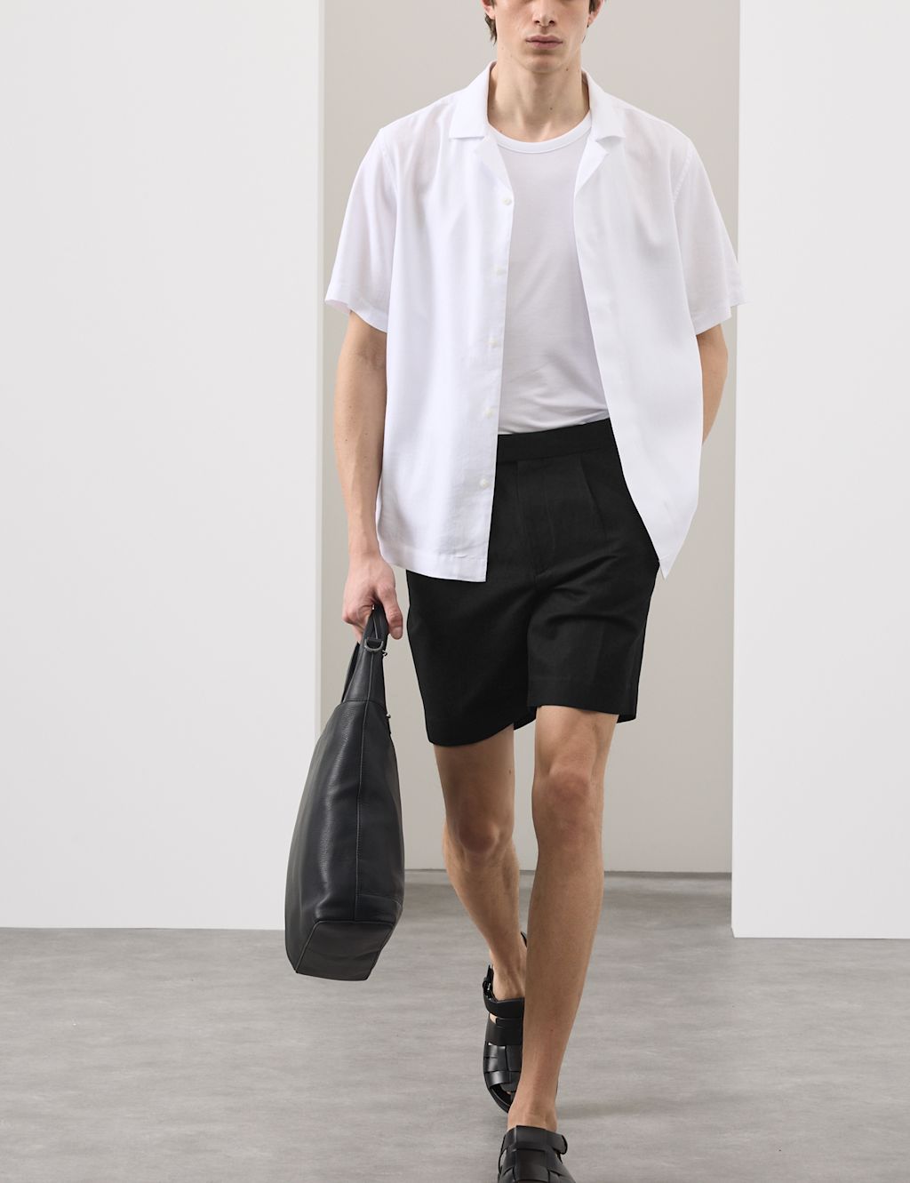 Autograph Cotton Linen Blend Pleat Front Shorts - 32 - Black, Black