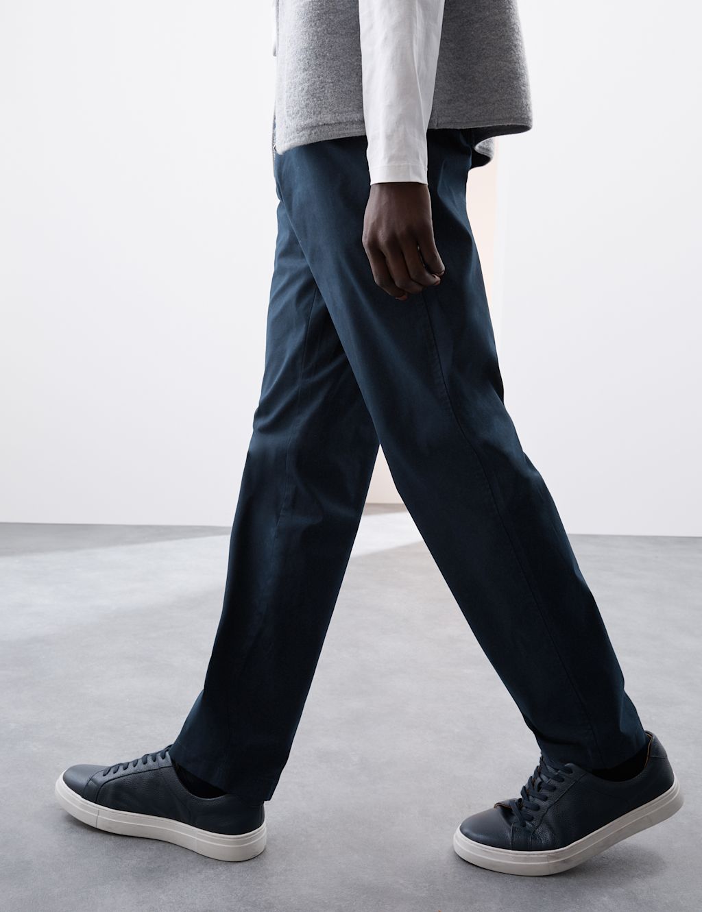 Autograph Loose Fit Super Lightweight Chinos - 32LNG - Dark Navy, Dark Navy