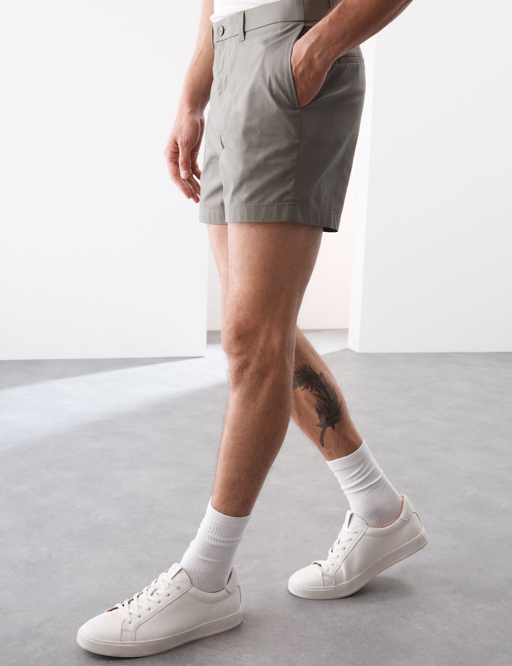 Autograph Slim Fit Super Lightweight Chino Shorts - 30MID - Smokey Green, Smokey Green