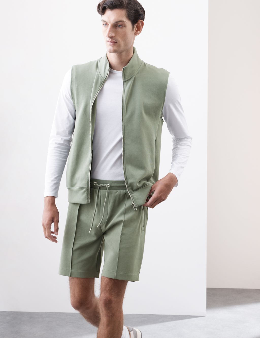 Autograph Regular Fit Elasticated Waist Shorts - LMID - Smokey Green, Smokey Green