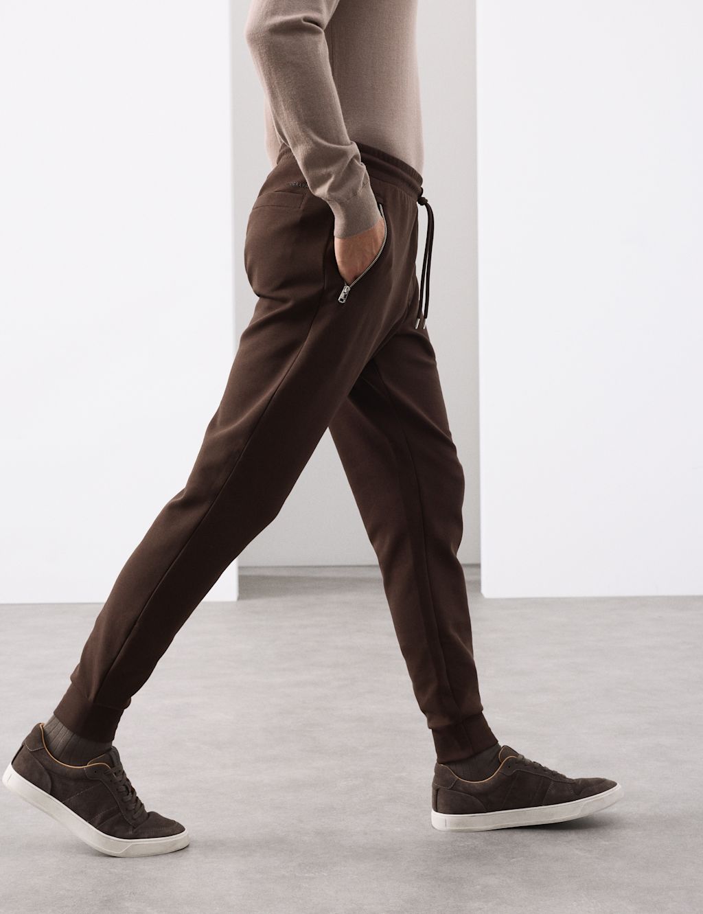 Autograph Regular Fit Cotton Rich Performance Cuffed Joggers - 3XL - Chocolate, Chocolate