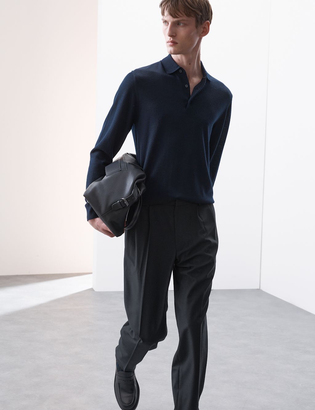 Autograph Tailored Fit 360 Flex Pleated Trousers - 44SHT - Navy, Navy