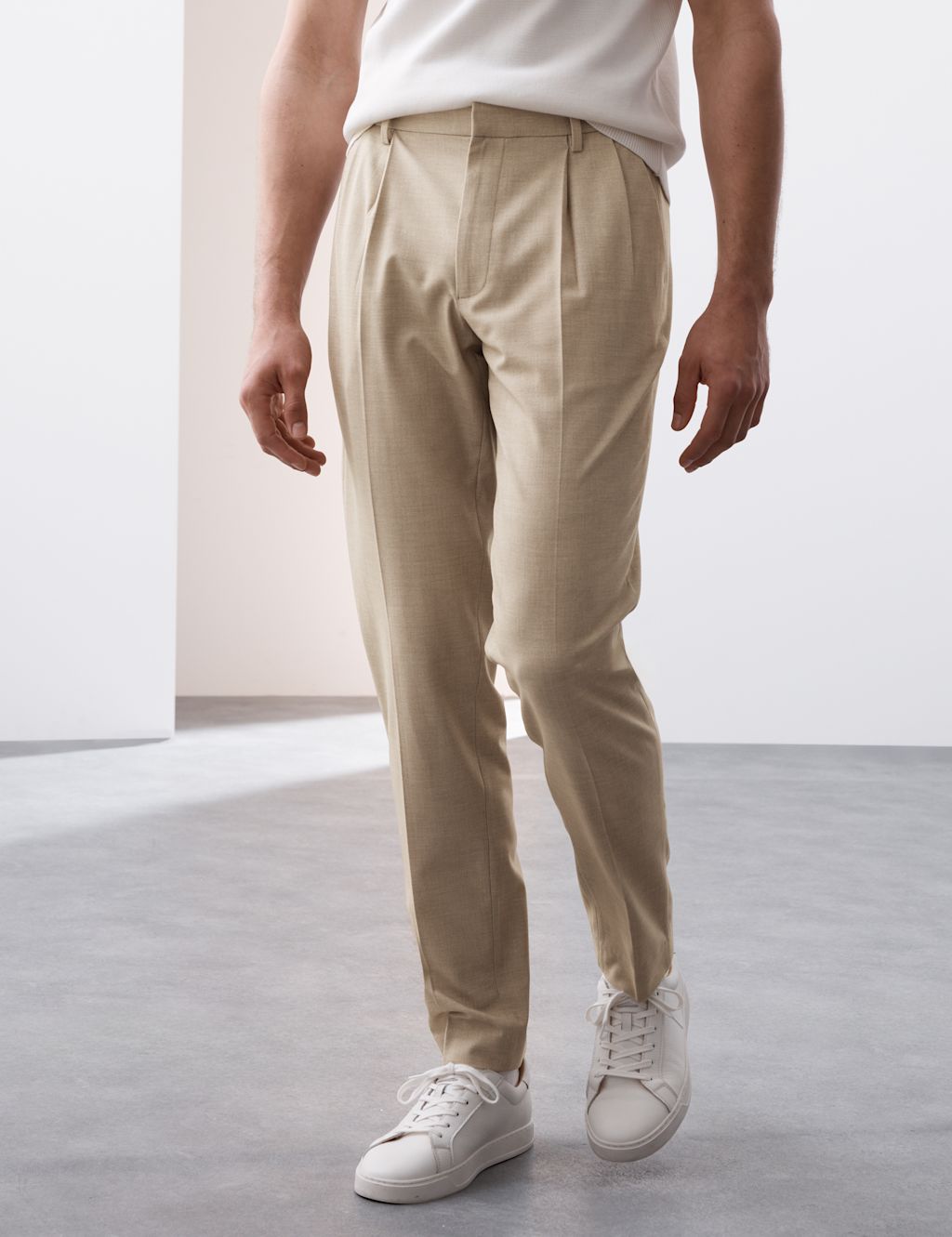 Autograph Tailored Fit 360 Flex Pleated Trousers - 44LNG - Sand, Sand