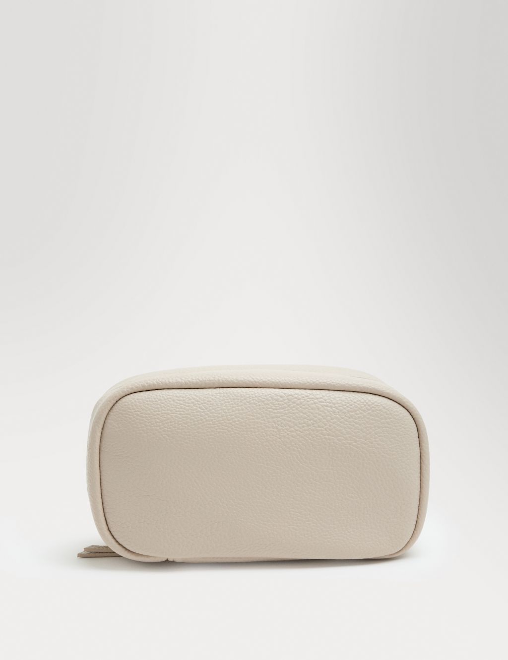 M&S Medium Faux Leather Cosmetic Bag - 1SIZE